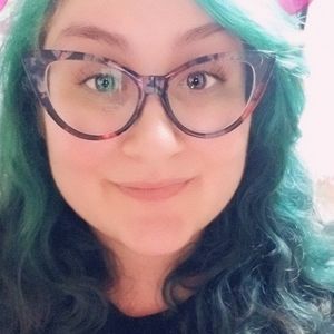 Meet your Posher, Elena